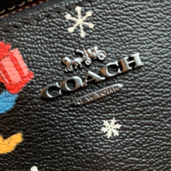 Authentic COACH Signature Coated leather Disney Xmas print zip top wristlet - Picture 5 of 16